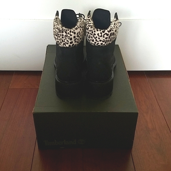 🎊HP🎊 NWT Timberland Black Kinsley w/ leopard print heeled lace-up booties 7.5 - Picture 4 of 7
